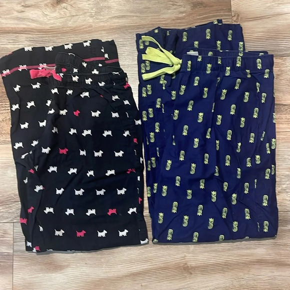 2 Pair Pajama Pants Size Medium Black Dogs Old Navy Navy Pineapples Sonoma - Picture 1 of 1